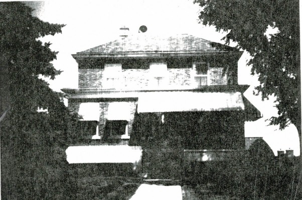 Maj. Ford's Home at Cemetery